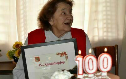 Zdjęcie do 100. urodziny naszej Mieszkanki!